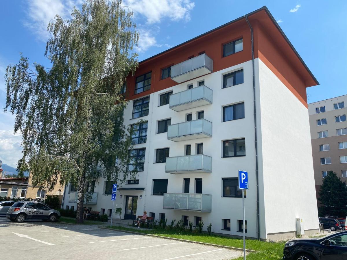 Flexihome Sk - Bellova - Brand New - Neftflix - Private Parking Липтовски-Микулаш Экстерьер фото